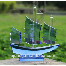 Navio de modelo de cristal decorativo bonito para venda